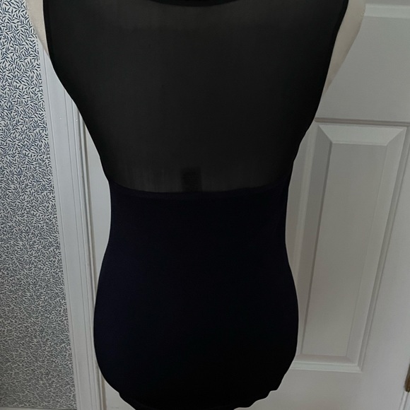 NWOT Stunning Navy & Black Two Piece Sweater Set - Picture 7 of 15